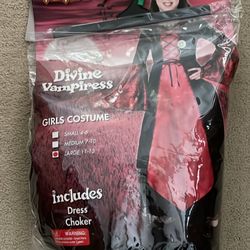 Spirit Halloween Girls Divine Vampiress Costume