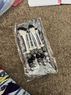 Makeup Brush Set with Beaded Handles