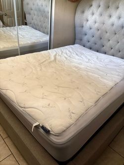 Bed frame & matress