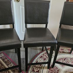 Bar Stool/ Counter High Chair (Great Condition)