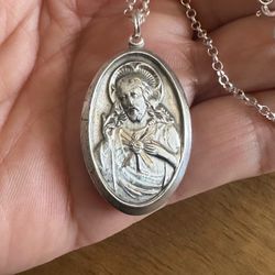 Vintage Sterling Silver Sacred Heart of JESUS necklace, Chapel Sterling , Virgin Mary on reverse side. Nice size and weight to this