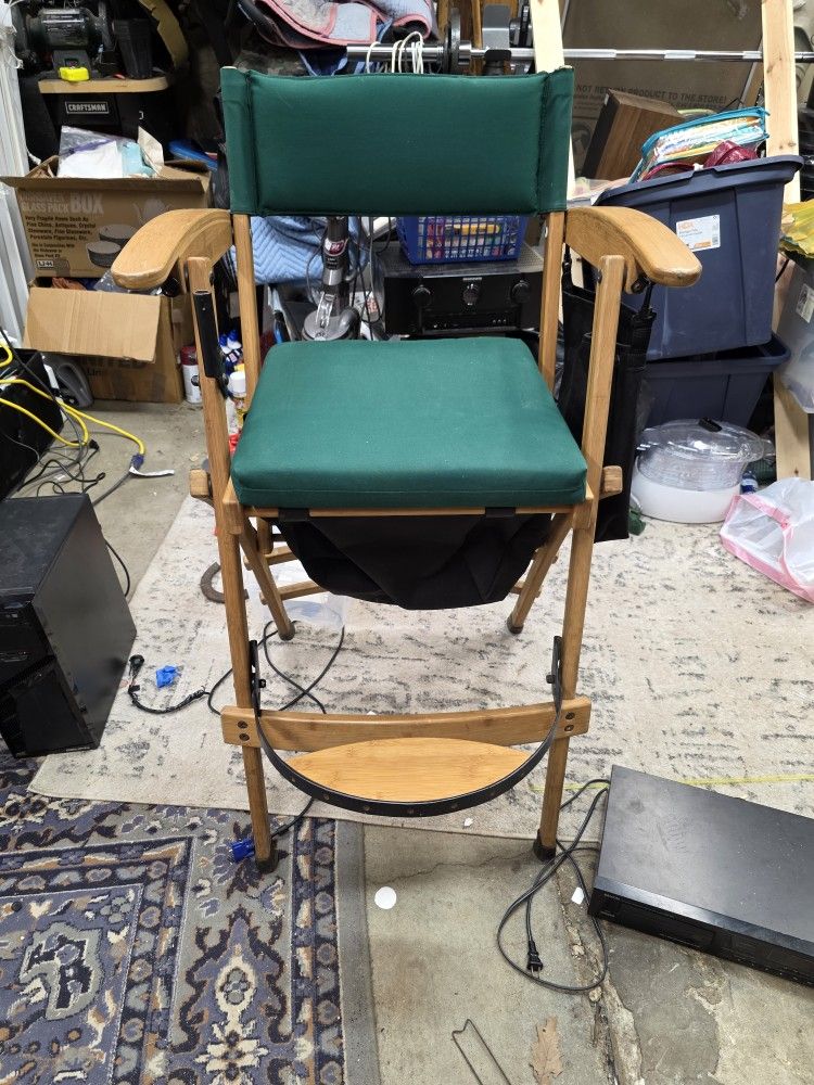 https://offerup.com/redirect/?o=SG9sbHl3b29kY2hhaXJzLmNvbQ== Director Folding Chair