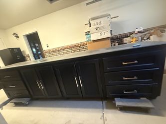 Credenza / Cabinet