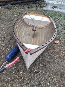 Small lil row/sail boat