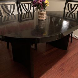 Black dinning table