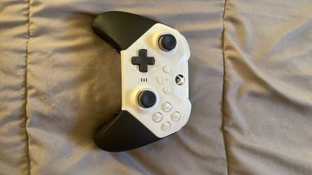 Xbox Elite Controller White