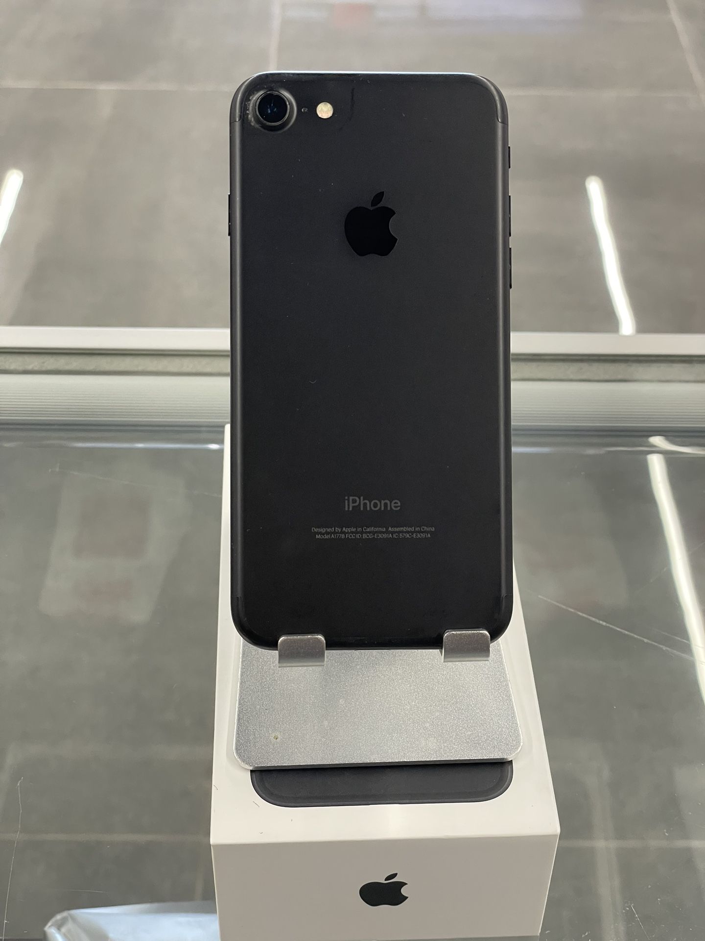 iPhone 7 32GB Unlocked