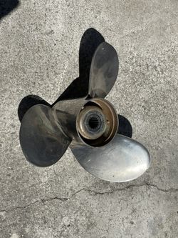 Force Prop P-540 85hp-125hp / OMC 390850 40hp-75hp