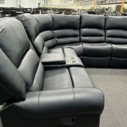 New Reclining Sectional.  Black Or Brown Leather.  111” X 98”.  Free Delivery!
