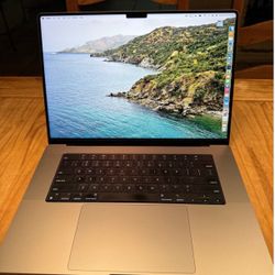 MacBook Pro 2023 M2