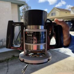 Black and Decker Router