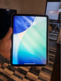 iPad 10th Generation 64GB