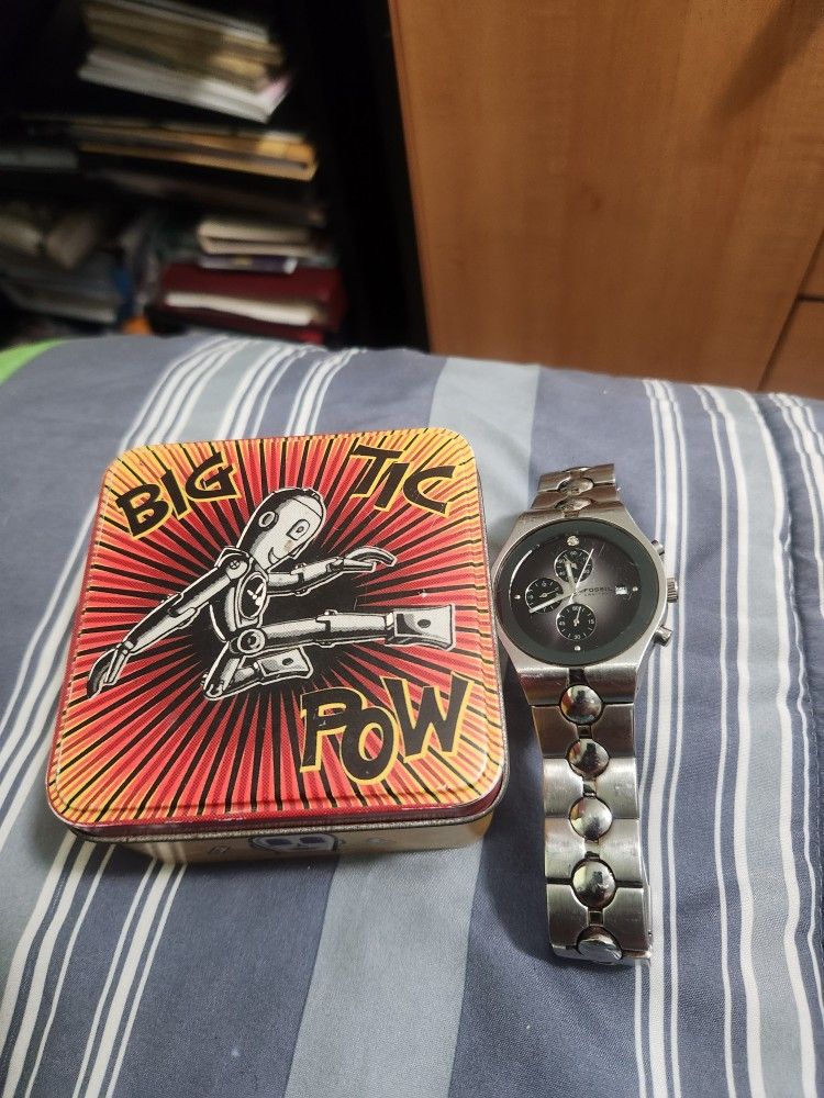 FOSSIL WATCH