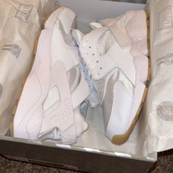 Nike HUARACHE GUM SOLE 10.5