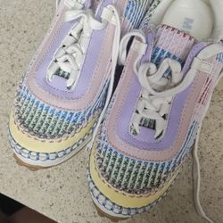 Girls Shoes