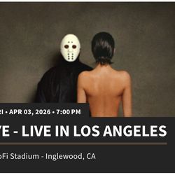 Kanye West LA Sofi Friday