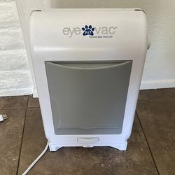 Eye Vac Touchless Vacuum for Pets