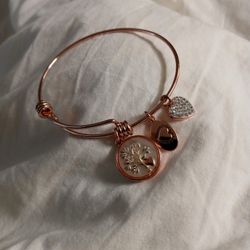 Wire Bracelet In Rose Gold W/3 Charms