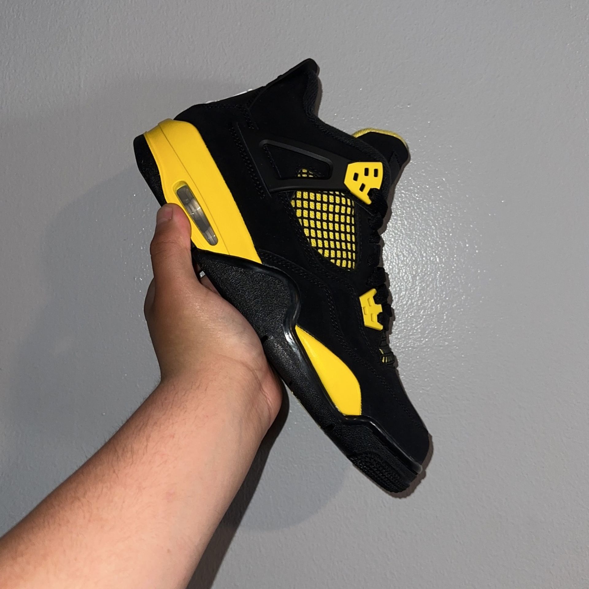 Jordan 4 Thunder (Size 7 GS) - Deadstock, with Box, Authentic.