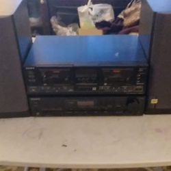 Sony Receiver Cassette And Speakers