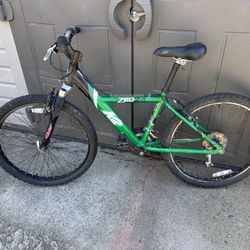 Free: 4 Kids Bicycles