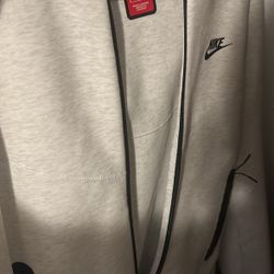 Nike Tech Suit