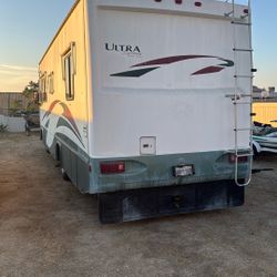 Gulf Stream RV Motor Home 