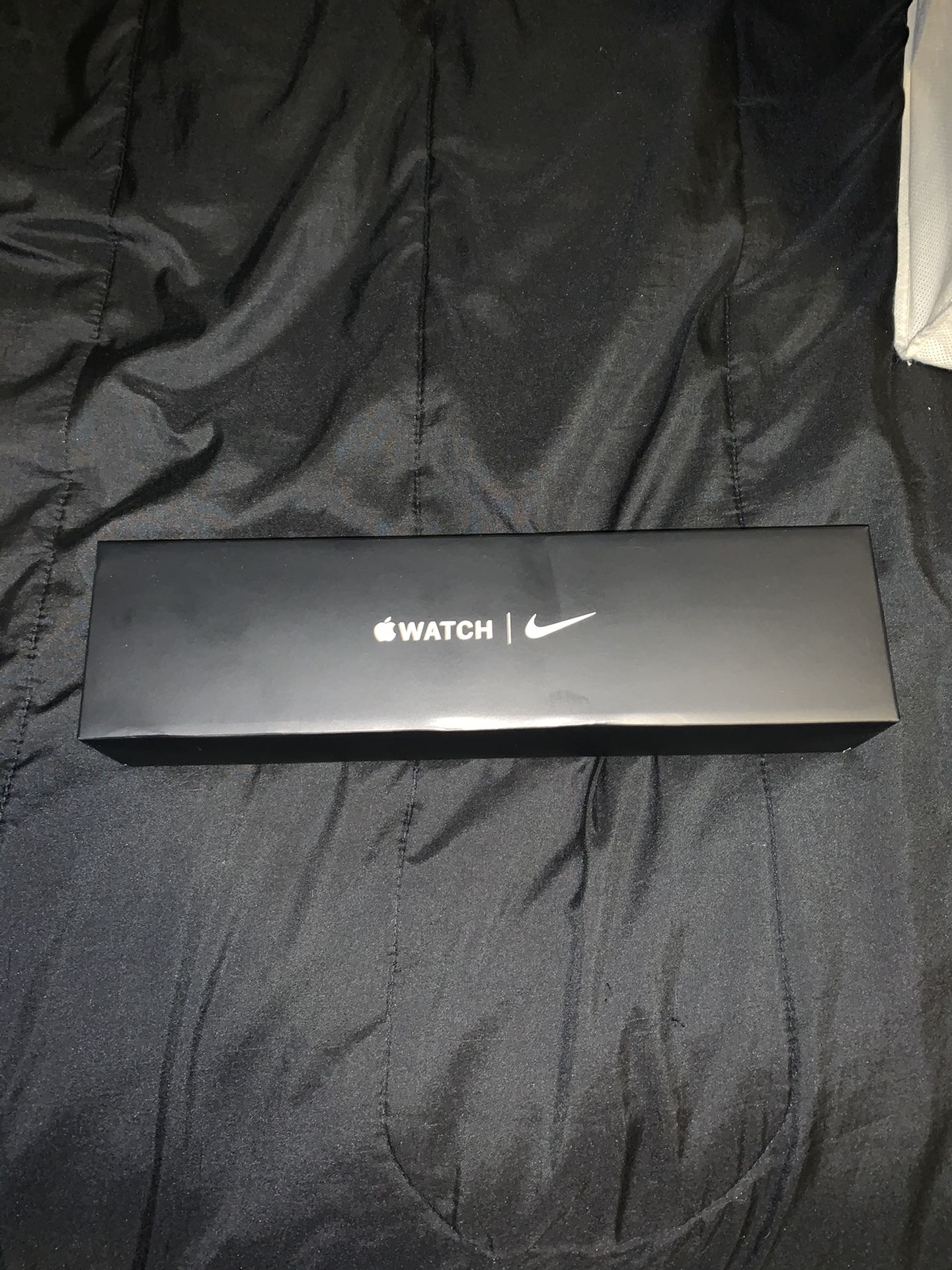 Apple Nike Watch Series 5 Cellular Edition