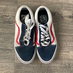 Blue And White Nike Shoes (Size 9-Men)