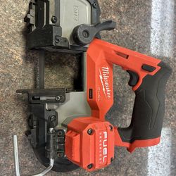 Milwaukee Fuel M12 Compact Bandsaw TOOL ONLY 
