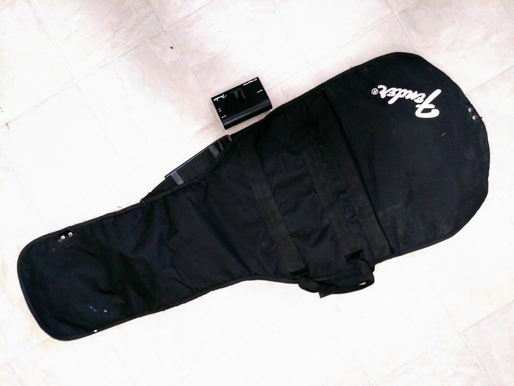 Fender Gig Bag And Stage Tuner