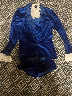 Girl costume