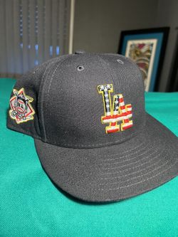 FLAG. STARS. N.L. L.A. RED-WHITE-BLUE. 7 1/2. $22. 59FIFTY. NEW-ERA. AUTHENTIC-COLLECTION.