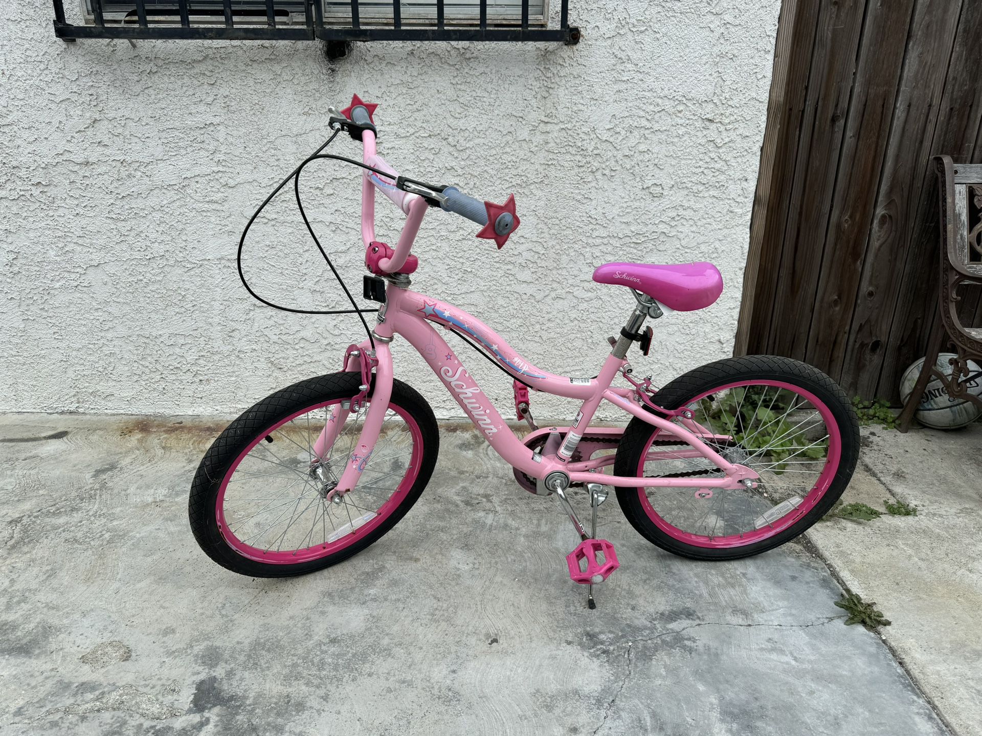 20” Girl’s Pink Schwinn Bike