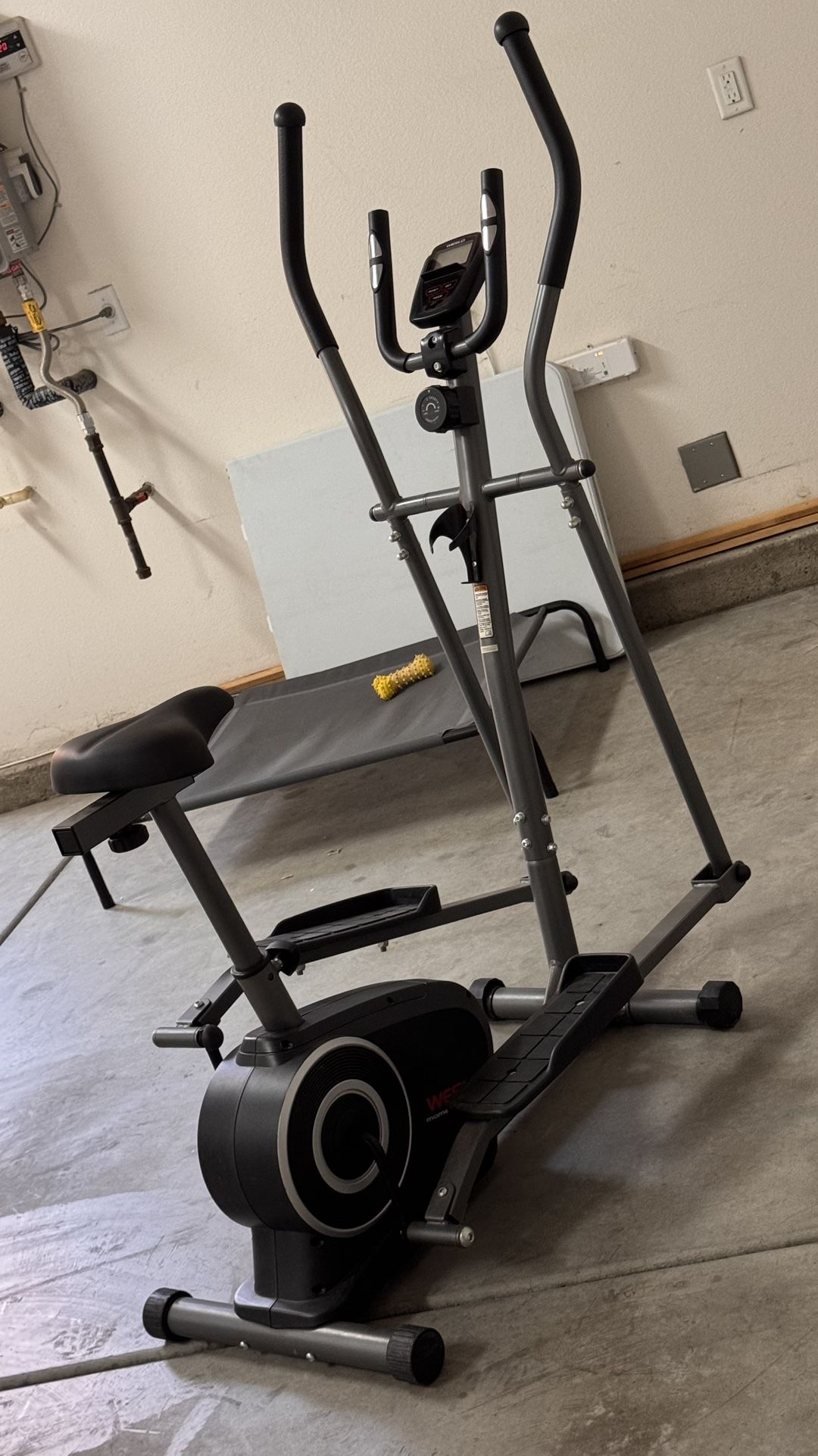 Elliptical Machine, Elliptical Training Machines with Quiet Magnetic Drive, Elliptical Train...