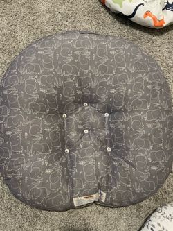 Baby recliner pillow