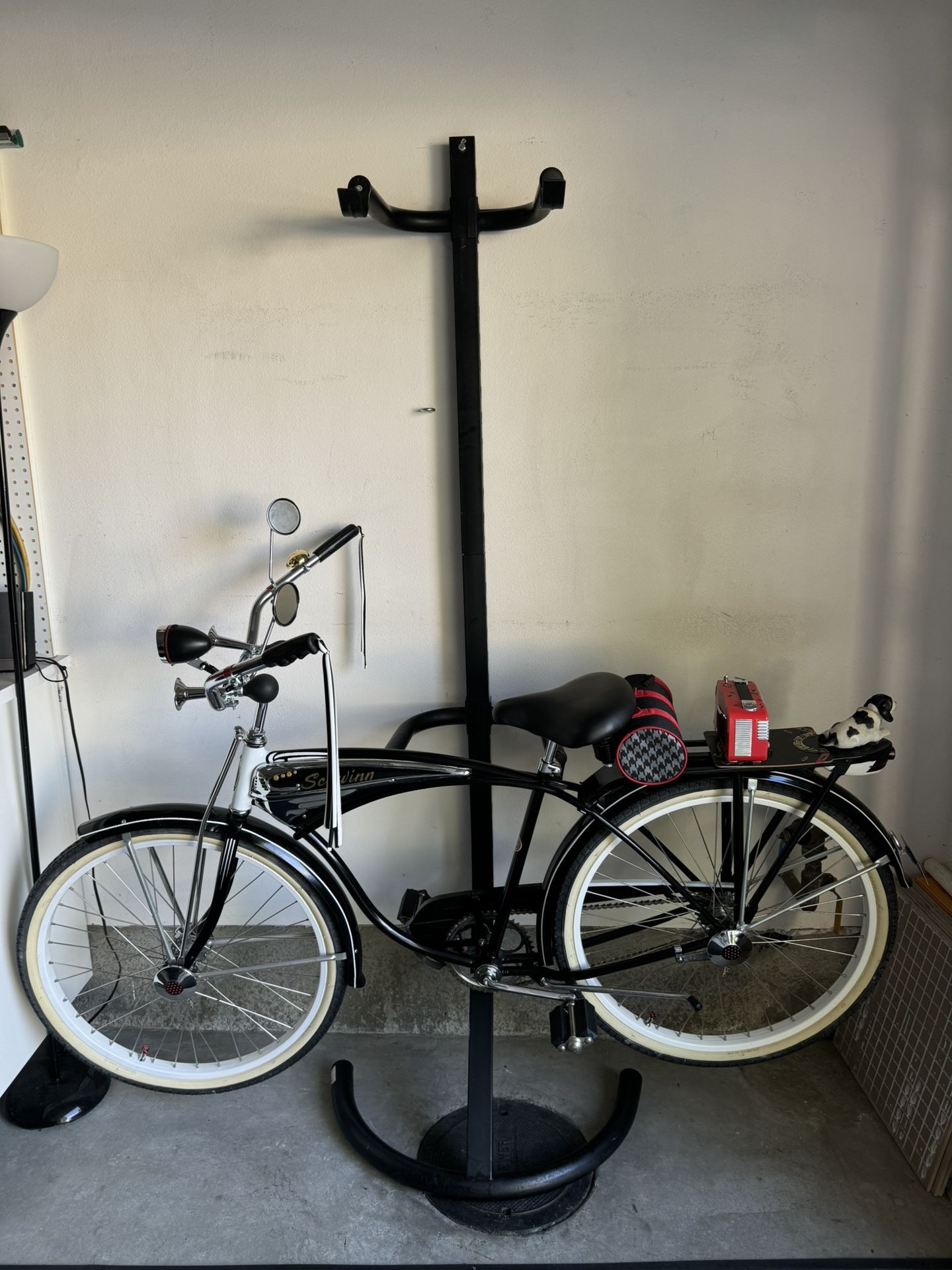 Reproduction Schwinn Tank Bike