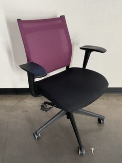 Office Chairs. Ergonomic, Adjustable.