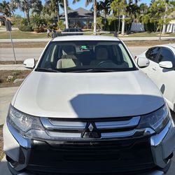 2018 mitshibishi outlander