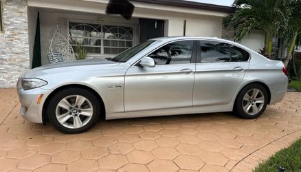 2011 BMW 528i