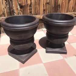 New Flower Pots Made Out Of Cement Size 22in H x 18in W 