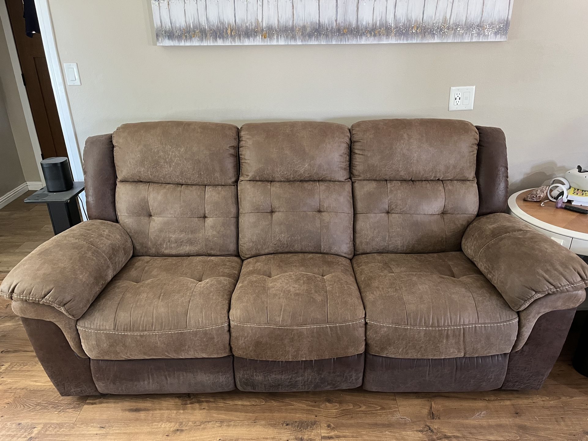 Bob’s Navigator Recliner Sofa
