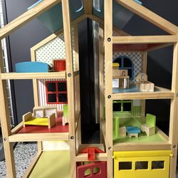Doll house 