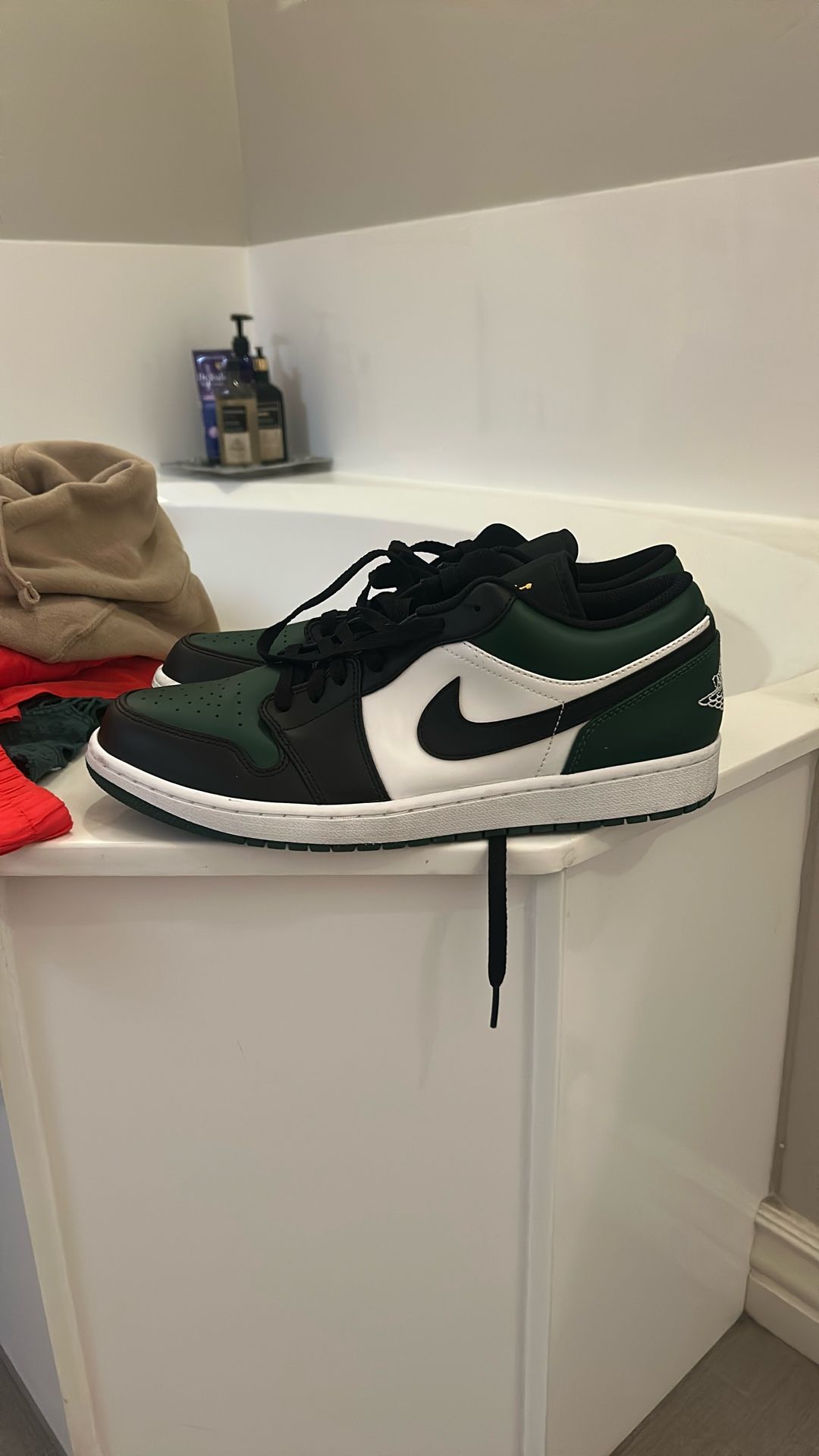 Jordan 1 Noble Green Lows