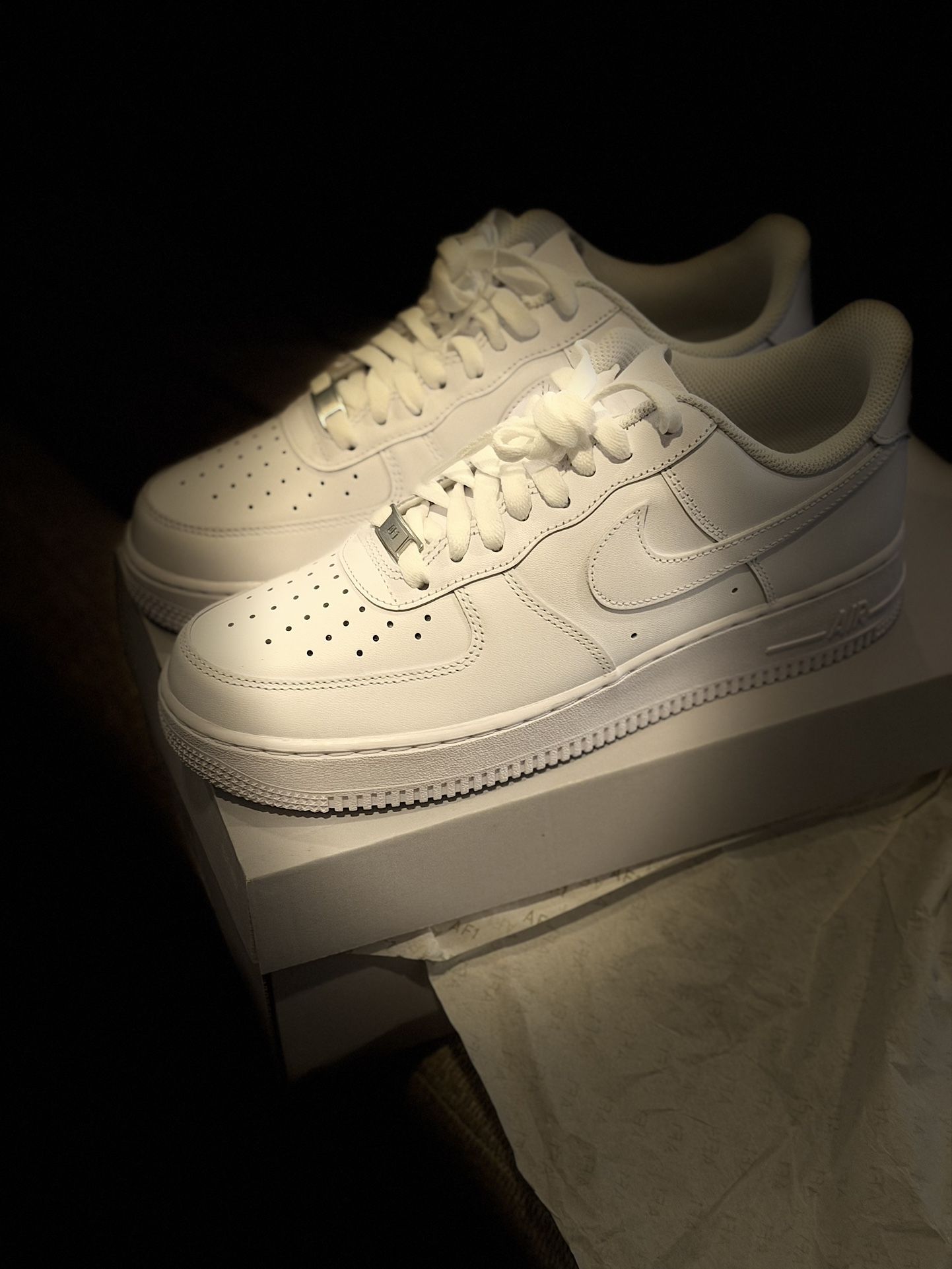 Nike Air Force 1 (Size 8.5)