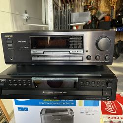 Onkyo TX 8211 - 50 Watt Receiver + Onkyo DVD/CD player DV-SP303