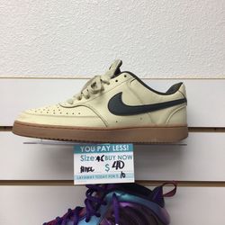 Shoes 4 Less