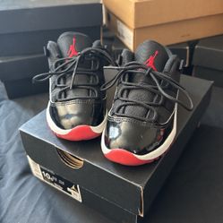 Jordan 11s Size 10c 