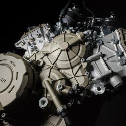 Ducati 2018 V4S.    ENGINE 