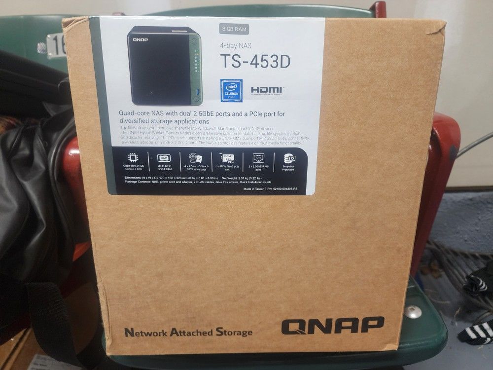 NAS Networked Attached Storage (TS-453D)